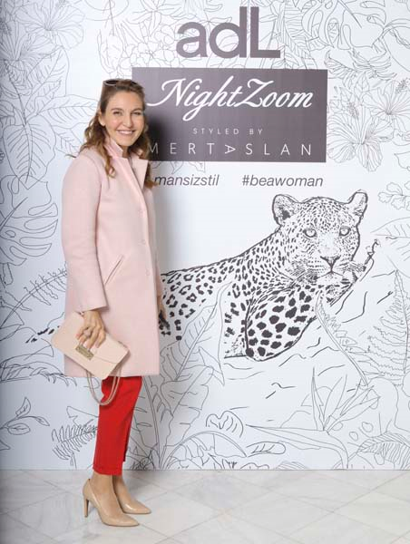 TROPİKAL ETKİLİ YENİ KOLEKSİYON