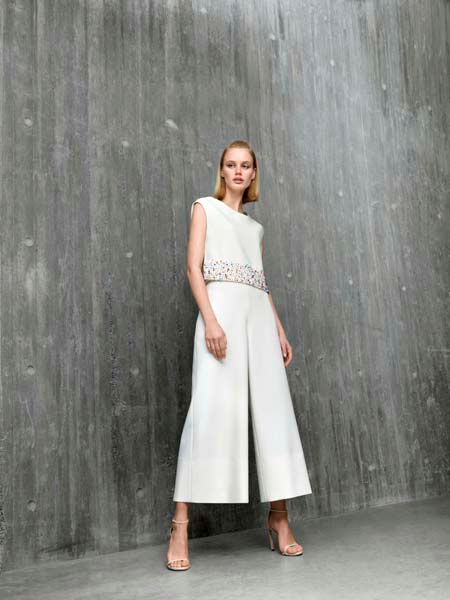 DÜĞÜN KIYAFETLERİ