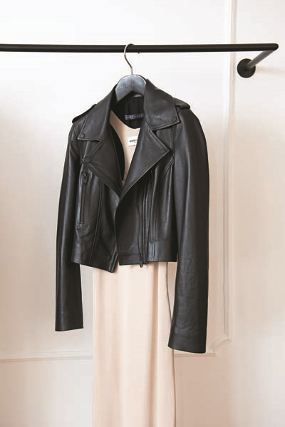 ZEYNEP ARÇAY: ŞİMDİ DÜNYAYA AÇILMA ZAMANI