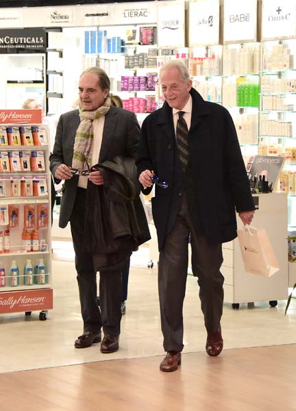 YEMEKTE BİR ARAYA GELDİLER