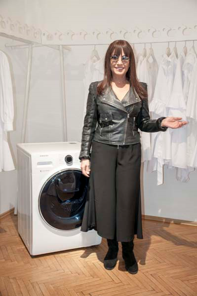 ÖZLEM SÜERDEN WHITE SHIRT KOLEKSİYON TANITIMI