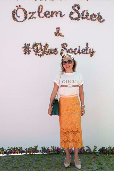 ÖZLEM SÜERDEN WHITE SHIRT KOLEKSİYON TANITIMI