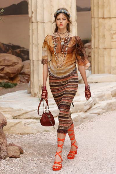 CHANEL CRUISE DEFİLESİ GERÇEKLEŞTİ