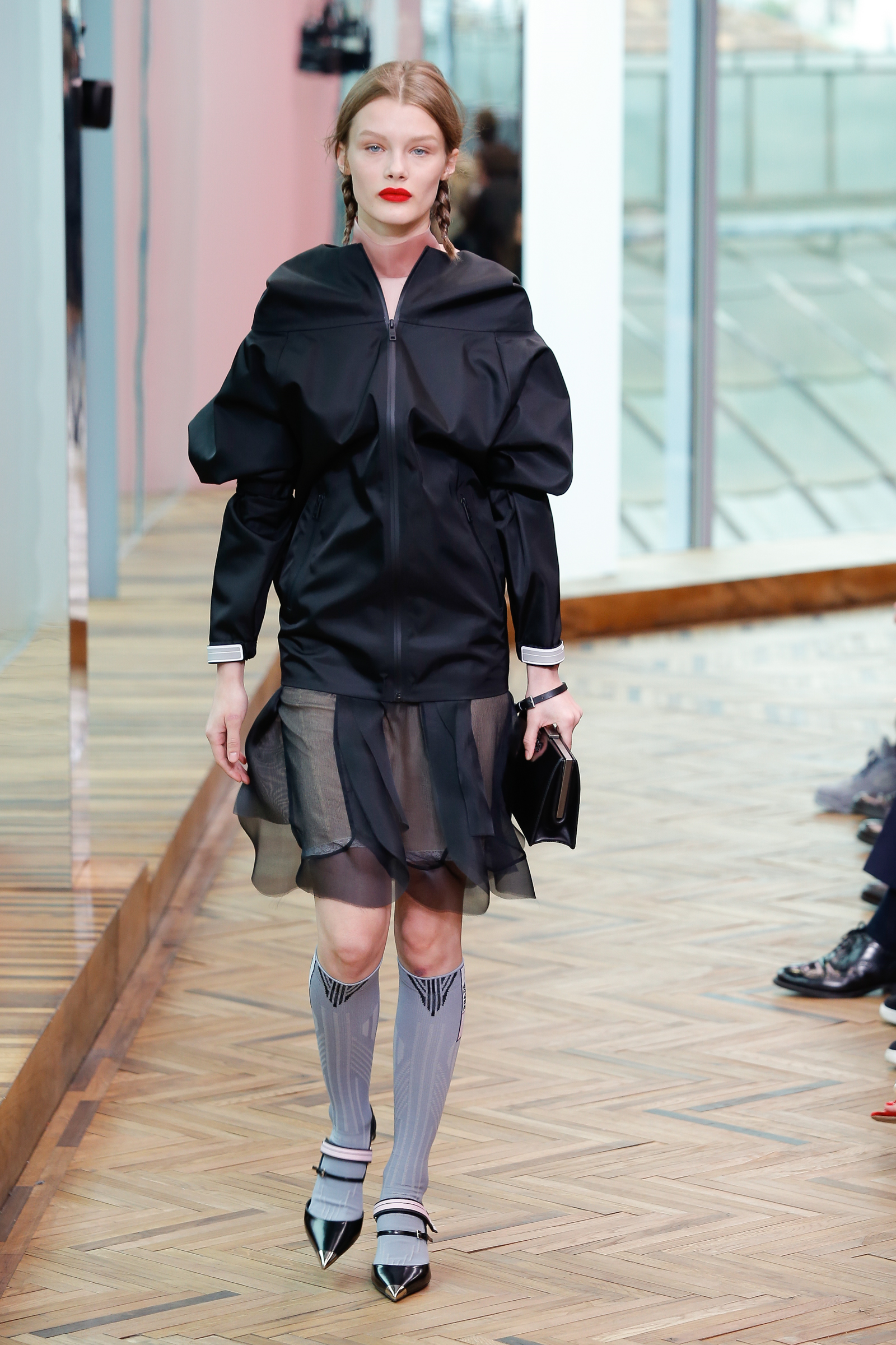 MİLANODA PRADA RESORT DEFİLESİ