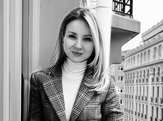 "ARZU ETTİĞİM KREATİF PROJELERİ GERÇEKLEŞTİRMEK BENİM İÇİN BİR LÜKS"