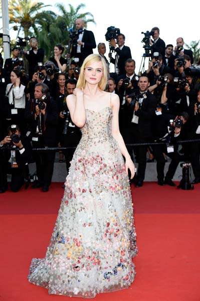 CANNES FİLM FESTİVALİ KIRMIZI HALININ EN ŞIKLARI