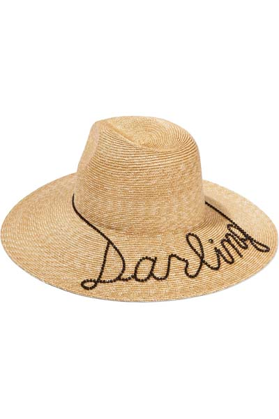 PLAJLARIN VAZGEÇİLMEZİ HASIR ŞAPKALAR
