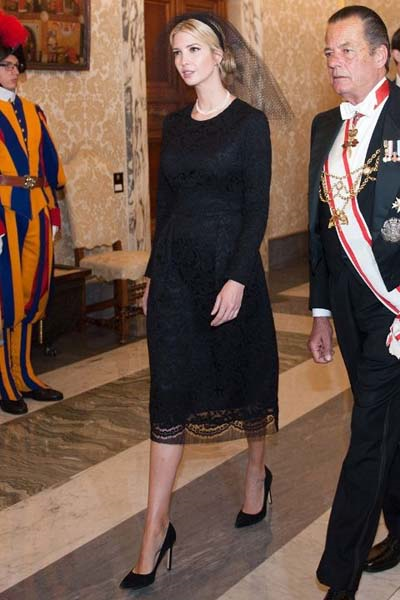 IVANKA TRUMP’IN ÇABASIZ ŞIKLIĞI