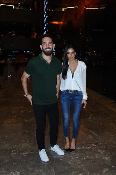 YILMAZ ERDOĞANI İZLEMEYE GELDİLER