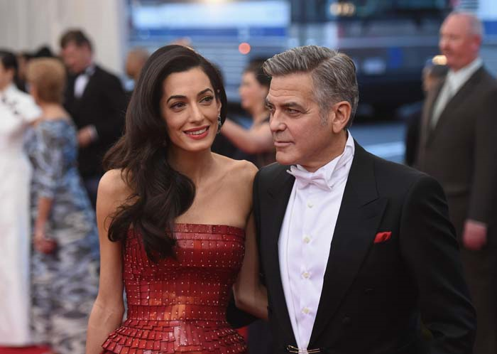GEORGE CLOONEY BABA OLDU!