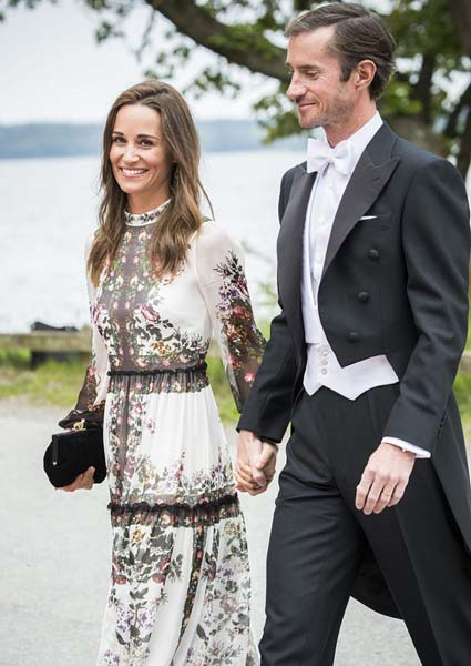 PIPPA MIDDLETONIN DAVET ŞIKLIĞI