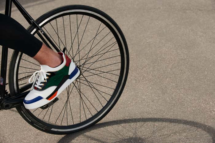 CHRISTIAN LOUBOUTIN BİSİKLET TURNUVASINA EV SAHİPLİĞİ YAPIYOR