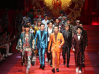 DOLCE & GABBANA 2018 İLKBAHAR-YAZ DEFİLESİ