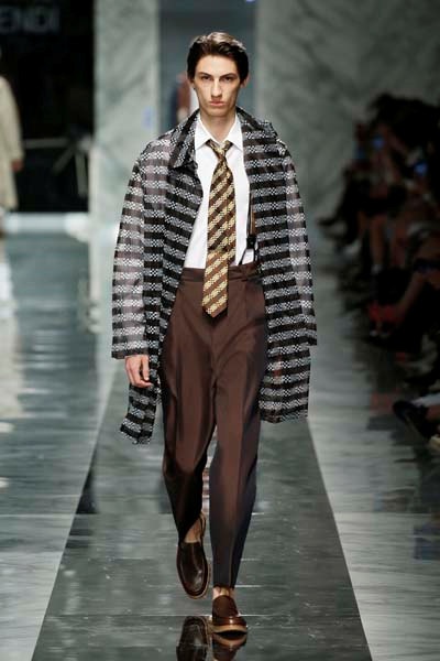 MILANO MODA HAFTASI DEVAM EDİYOR