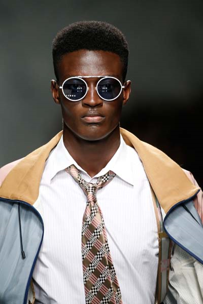 MILANO MODA HAFTASI DEVAM EDİYOR