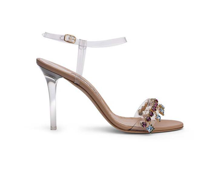 RIHANNA X MANOLO BLAHNIK İŞ BİRLİĞİ