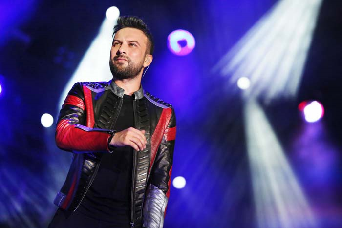 TARKAN AZERBEYCANDA KONSER VERDİ