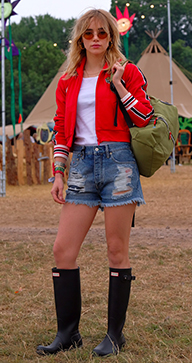 SUKI WATERHOUSEUN GLASTONBURY STİLİ