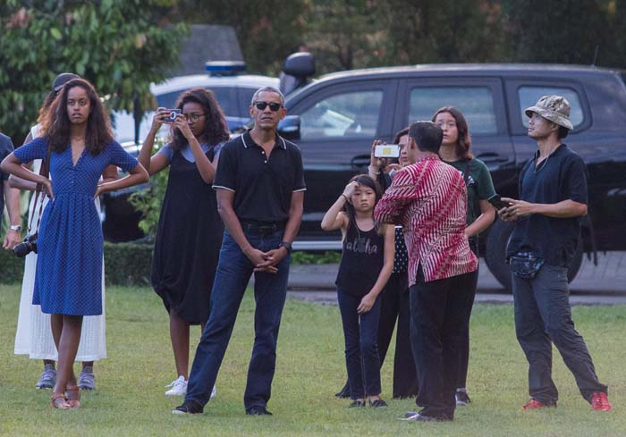 OBAMA AİLESİNİN ENDONEZYA TATİLİ