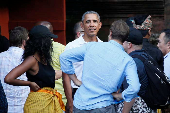 OBAMA AİLESİNİN ENDONEZYA TATİLİ