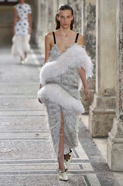 PARİS HAUTE COUTURE HAFTASI SONA ERDİ