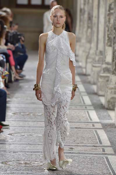 PARİS HAUTE COUTURE HAFTASI SONA ERDİ