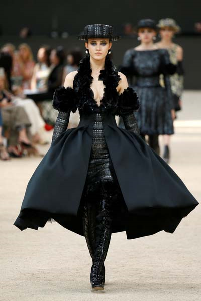 PARİS HAUTE COUTURE HAFTASI SONA ERDİ