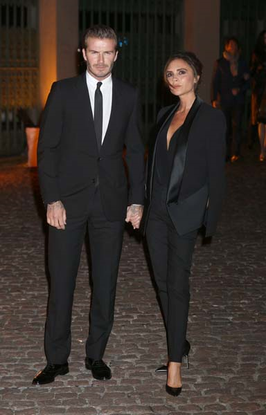 BECKHAM ÇİFTİ 18. EVLİLİK YIL DÖNÜMLERİNİ KUTLUYOR