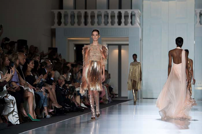 PARİS HAUTE COUTURE HAFTASI SONA ERDİ