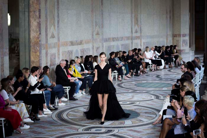 PARİS HAUTE COUTURE HAFTASI SONA ERDİ