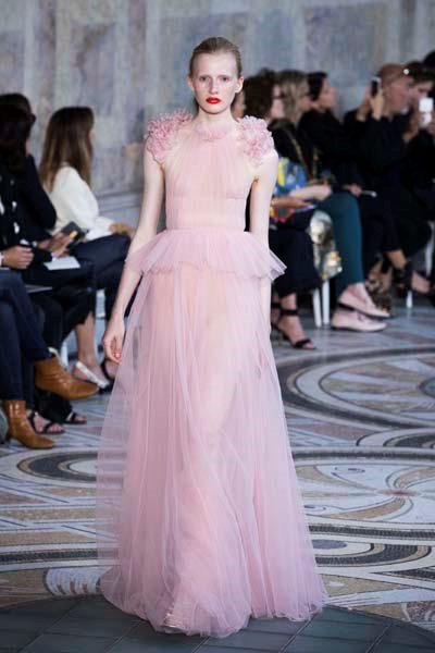 PARİS HAUTE COUTURE HAFTASI SONA ERDİ