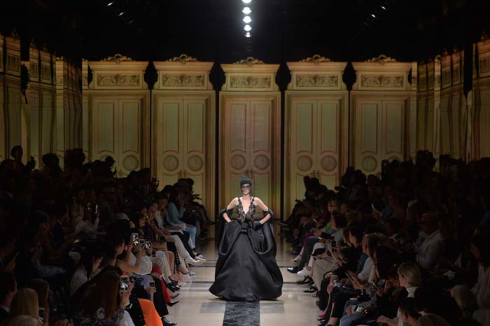 PARİS HAUTE COUTURE HAFTASI SONA ERDİ