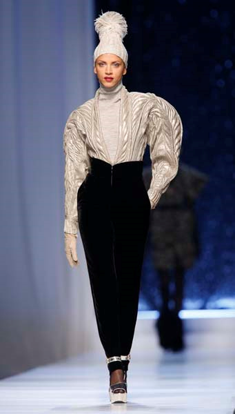 PARİS HAUTE COUTURE HAFTASI SONA ERDİ