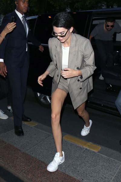 KENDALL JENNERIN TAKIM ŞIKLIĞI