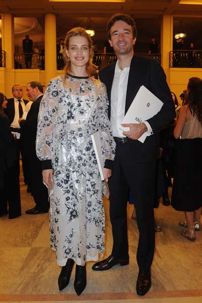 FENDI DEFİLESİNİ İZLEMEYE GELDİLER