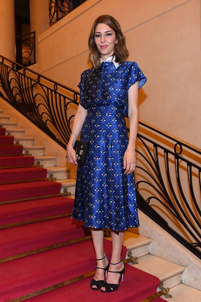 FENDI DEFİLESİNİ İZLEMEYE GELDİLER