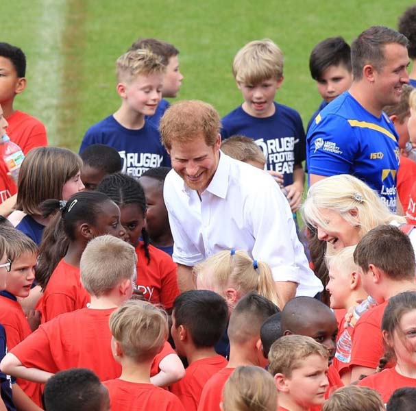 PRENS HARRYNİN LEEDS ZİYARETİ