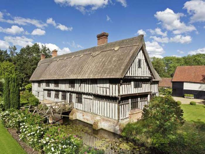 GAME OF THRONES EKİBİ YENİ EV ALMAK İSTİYOR