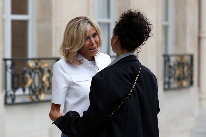 RIHANNA, FRANSA BAŞKANI VE FIRST LADY İLE BİR ARAYA GELDİ