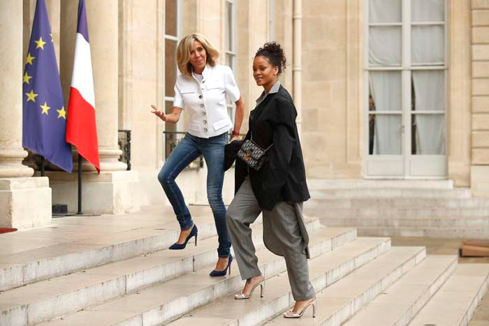RIHANNA, FRANSA BAŞKANI VE FIRST LADY İLE BİR ARAYA GELDİ