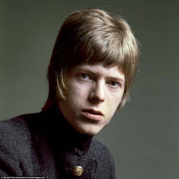 DAVID BOWIE’NİN GÖRÜLMEMİŞ FOTOĞRAFLARI 