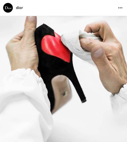 INSTAGRAM STORIES 1. YILINI KUTLUYOR