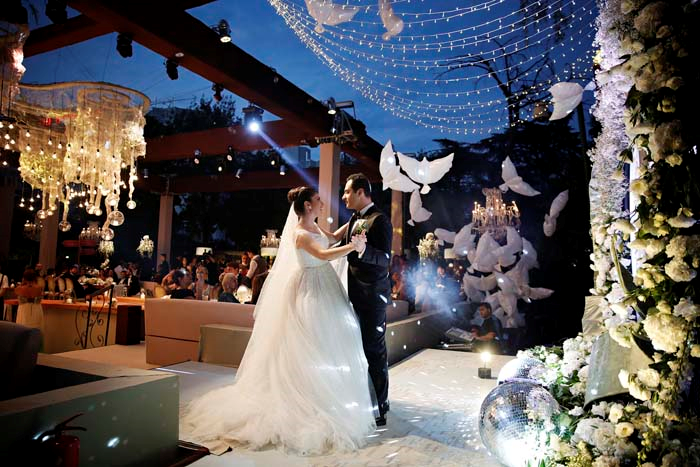 BEGÜM YURTTAŞ VE BATUHAN GÜNEŞ EVLENDİ