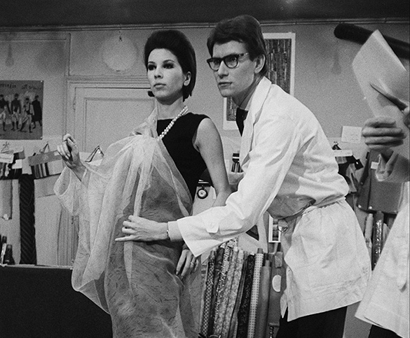 YVES SAINT LAURENT: TARİHİN EN RADİKAL VE ETKİLEYİCİ TASARIMCISI 