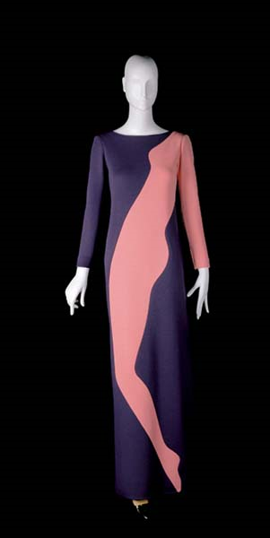 YVES SAINT LAURENT: TARİHİN EN RADİKAL VE ETKİLEYİCİ TASARIMCISI 