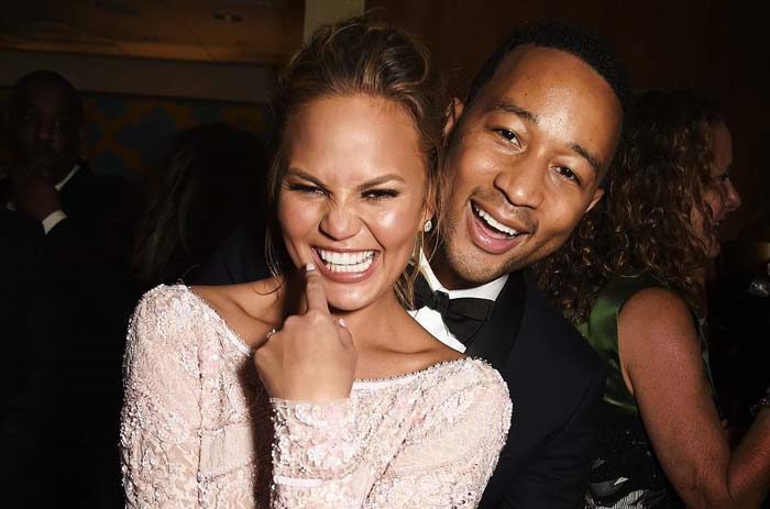 ÜNLÜLER DÜNYASININ EN SEMPATİK ÇİFTİ: JOHN & CHRISSY