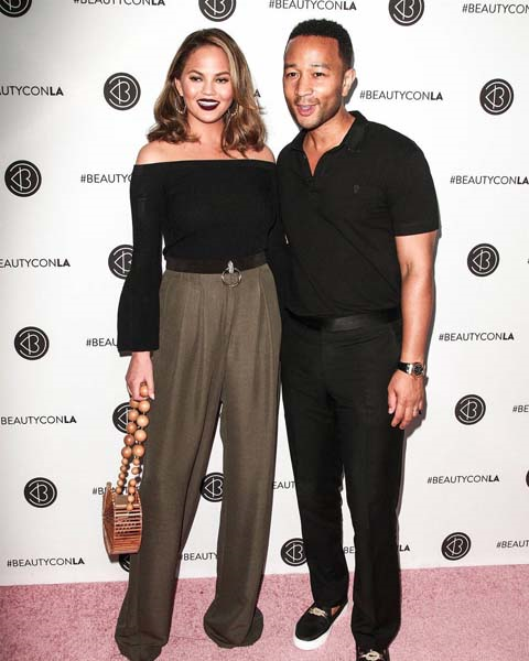 ÜNLÜLER DÜNYASININ EN SEMPATİK ÇİFTİ: JOHN & CHRISSY