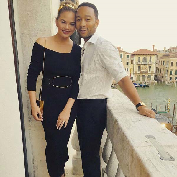 ÜNLÜLER DÜNYASININ EN SEMPATİK ÇİFTİ: JOHN & CHRISSY