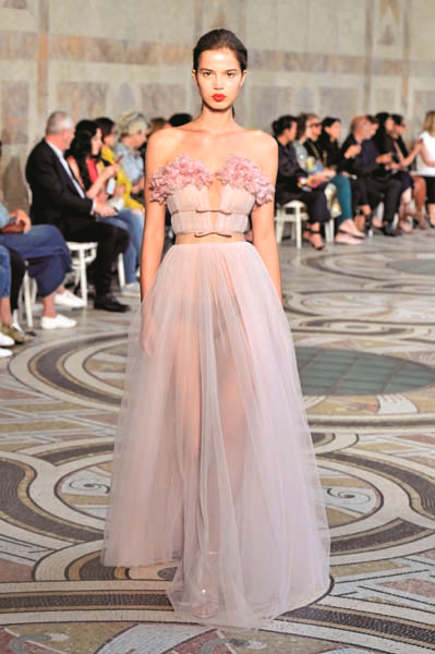 YAZIN EN ROMANTİK PEMBELERİ