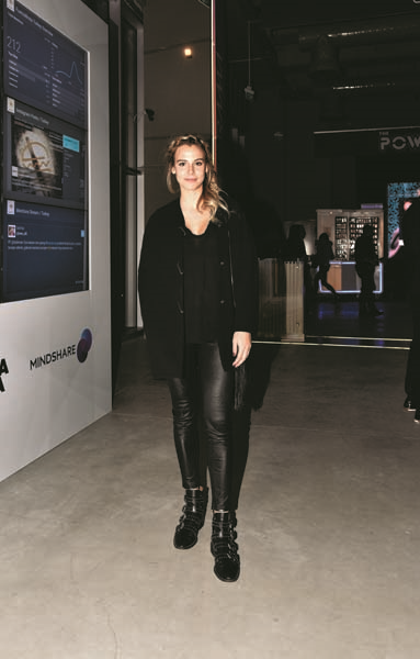 ASLIŞAH ALKOÇLARIN GÜNLÜK STİLİ